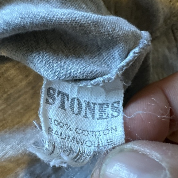 Joan Miro T-Shirt Mens Size M Gray Barcelona Art Abstractive Painting USA Stones - Picture 3 of 9